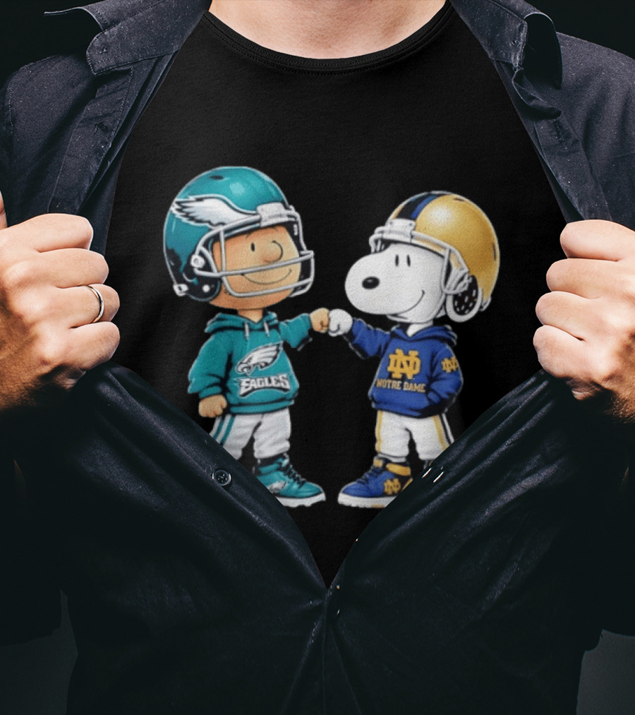 Peanuts Characters In Philadelphia Eagles Vs Notre Dame Fighting Irish Helmets T-Shirt