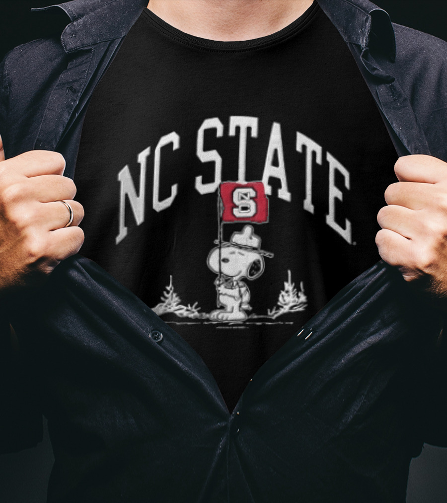 NC State Snoopy Scout Holding S Flag Cartoon T-Shirt