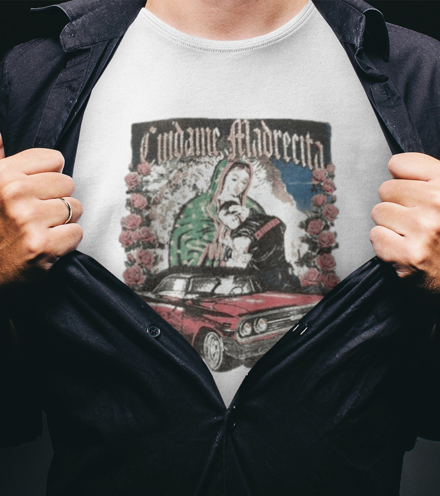 Cuidame Madrecita Red Classic Car With Roses And Religious T-Shirt