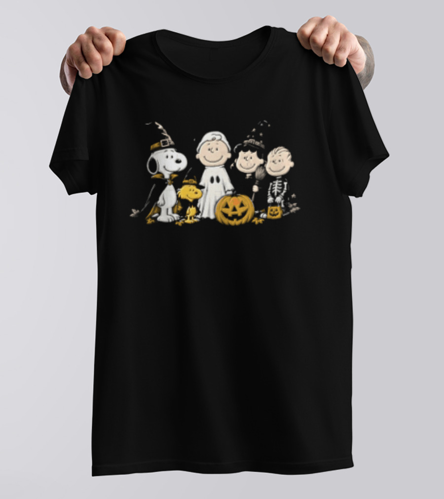 Charlie Brown Peanuts Gang Halloween Costumes Pumpkin Snoopy Woodstock T-Shirt