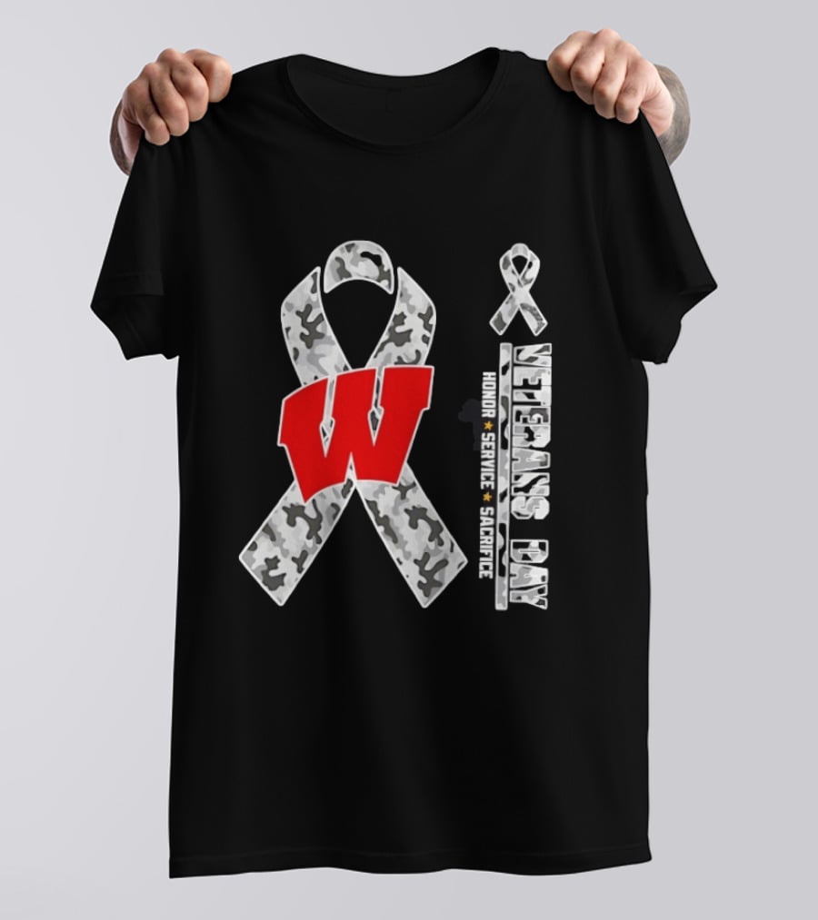 Wisconsin Badgers 2026 Veterans Day Camouflage Ribbon Honor Service Sacrifice T-Shirt