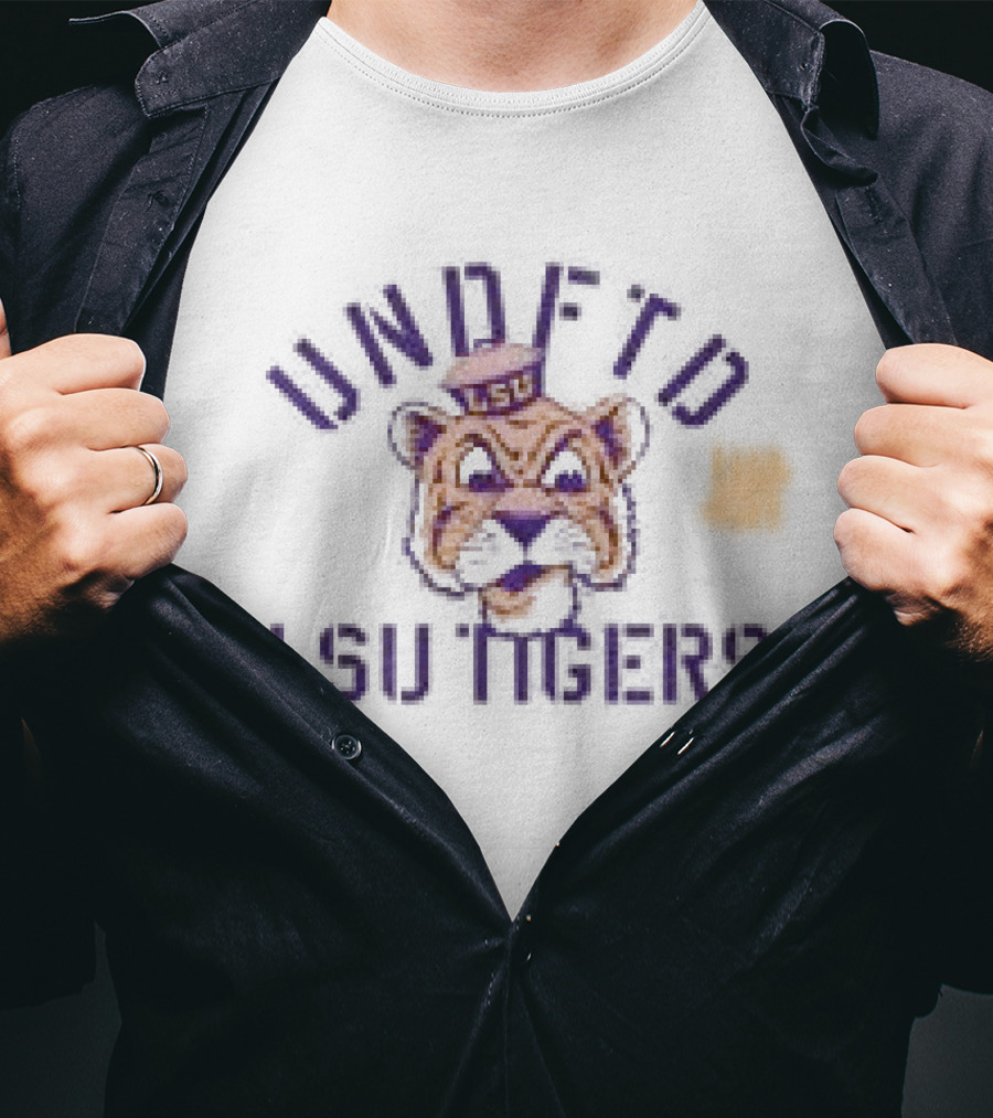 Undefeated LSU Tigers T-Shirt