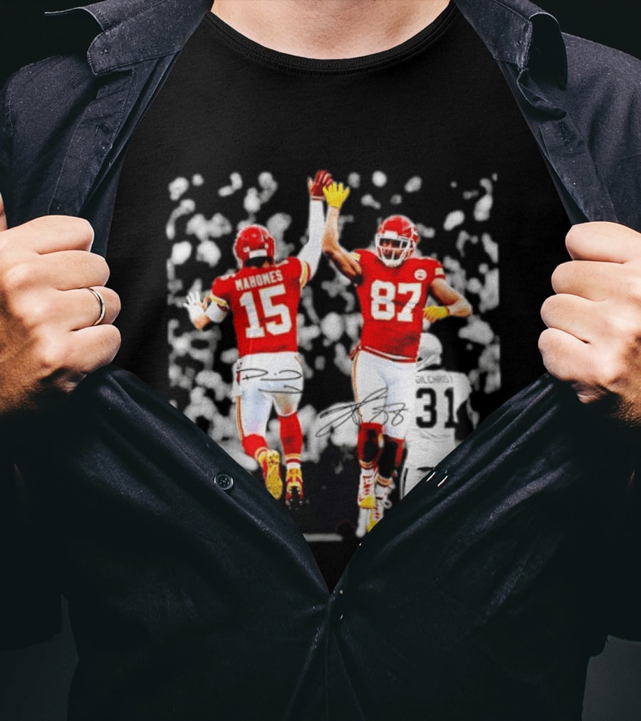 Travis Kelce Patrick Mahomes Kansas City Chiefs Autographed Celebration 15 87 T-Shirt