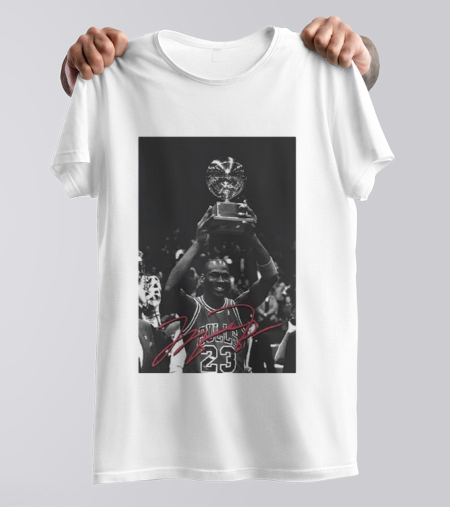 Chicago Bulls Michael Jordan Trophy Victory Celebration Image 23 Signature T-Shirt