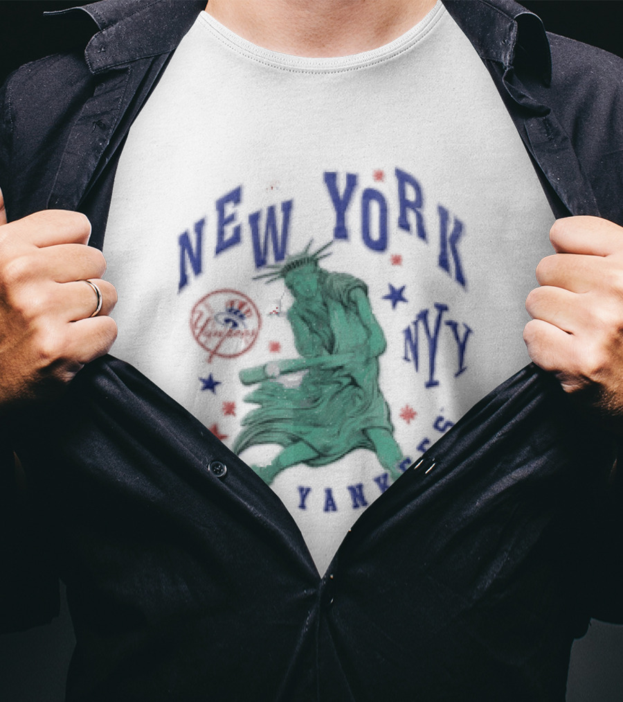 New York Yankees NYY Statue Of Liberty Swinging Baseball Bat MLB Red Stars T-Shirt