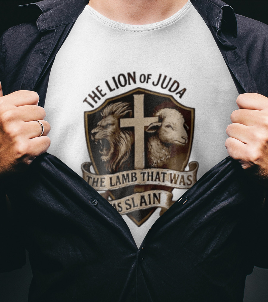 The Lion Of Judah Shield Cross The Lamb That Was Slain T-Shirt