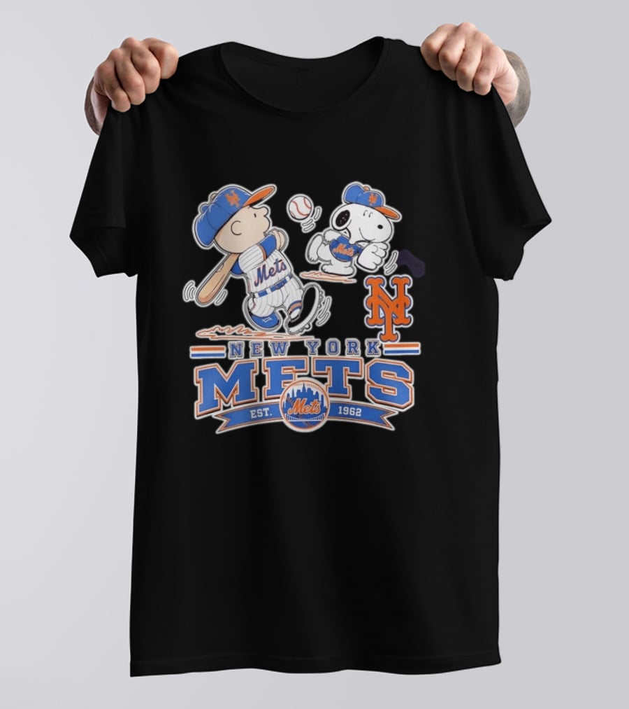 Charlie Brown Snoopy New York Mets Baseball Est 1962 T-Shirt