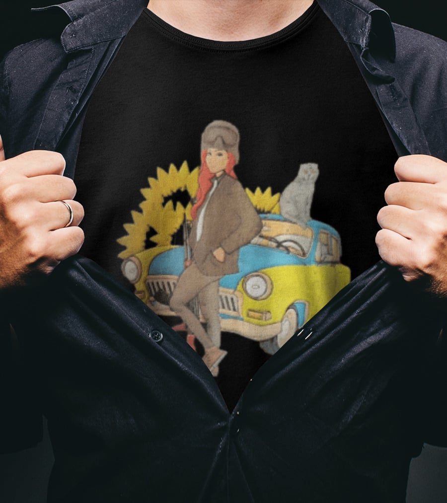 Woman Soldier With Cat On Vintage Car And Sunflowers T-Shirt