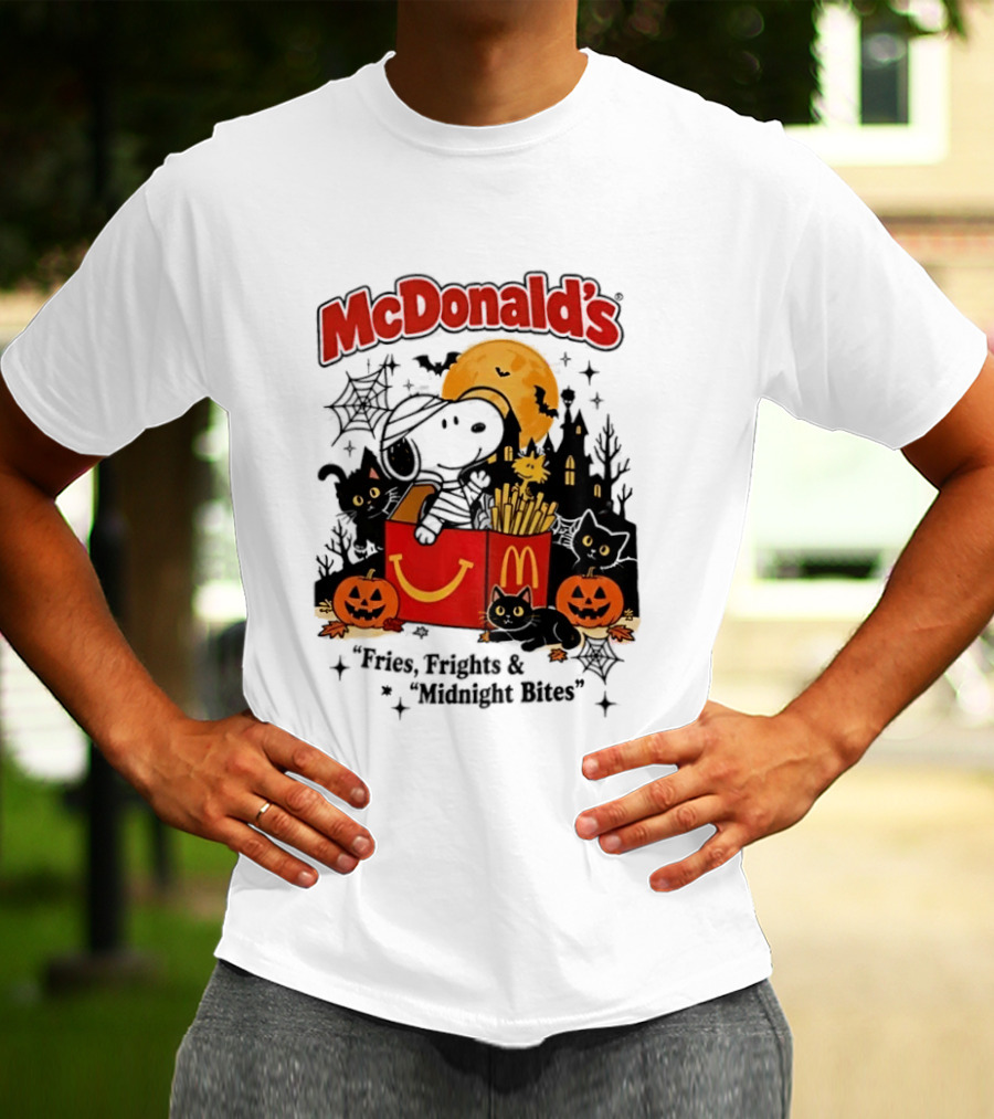 Snoopy McDonald's Halloween Fires Frights Midnight Bites Pumpkin Black Cat Moon T-Shirt