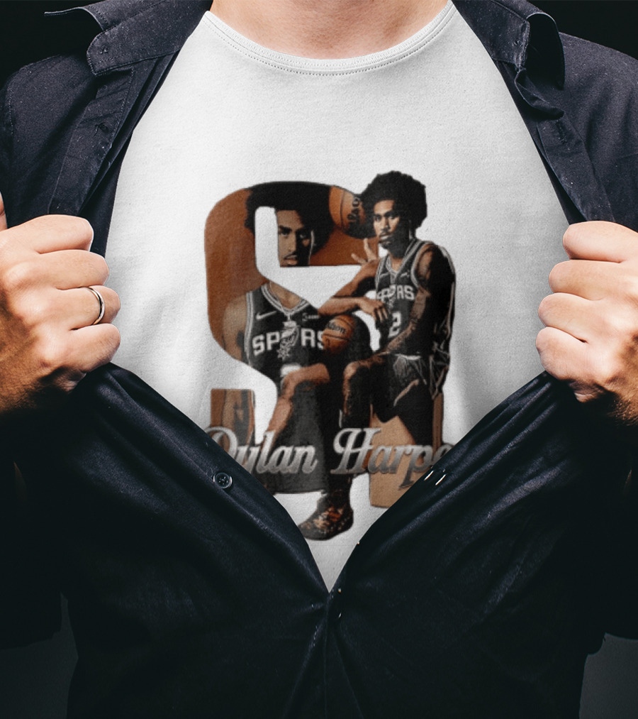 San Antonio Spurs Dylan Harper 2 Sitting Holding Basketball T-Shirt
