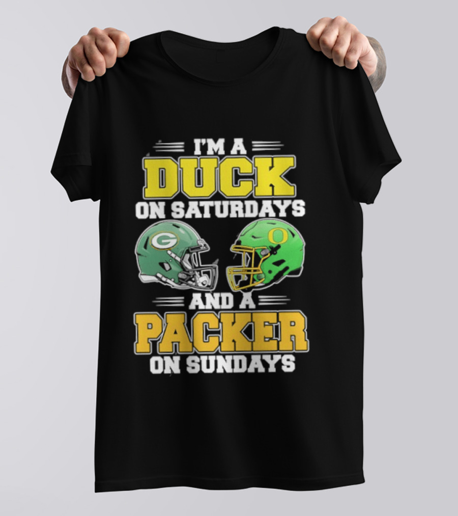 I'm A Duck On Saturdays And A Packer On Sundays Green Bay Oregon Football Helmets T-Shirt