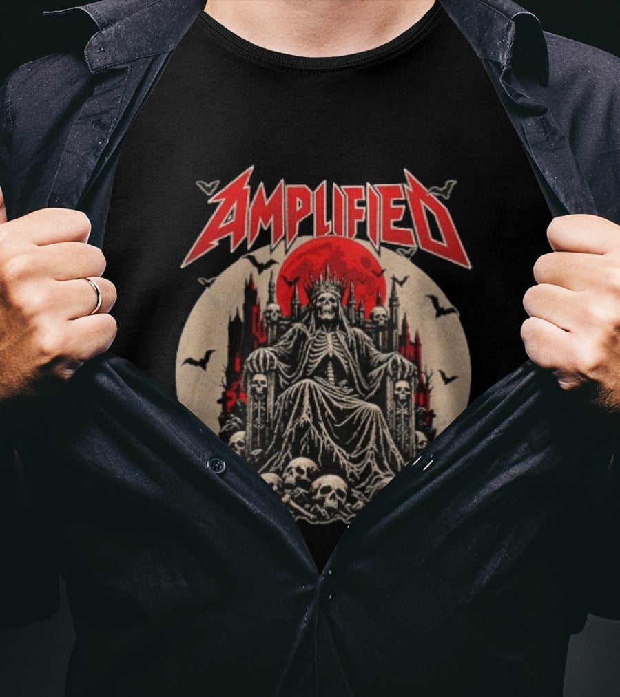Amplified King Of Skulls Throne Undead Bats Gothic Red Moon T-Shirt
