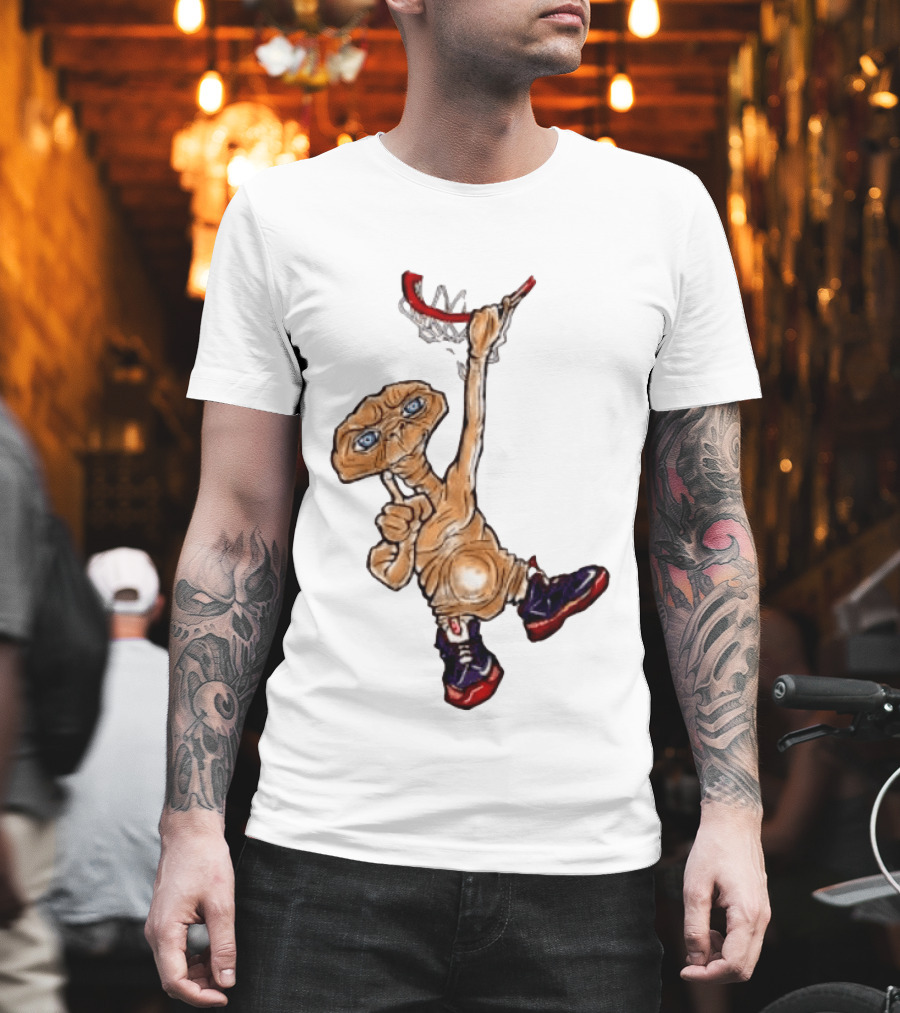 E The Extra Terrestrial Dunk Basketball Alien Retro Sneakers T-Shirt