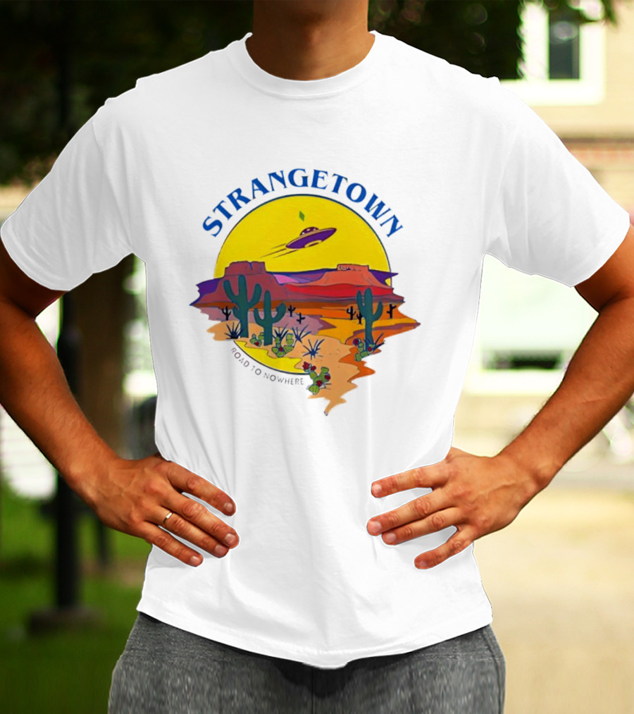 Strangetown Road To Nowhere The Sims Alien UFO Desert Saguaro Cactus T-Shirt