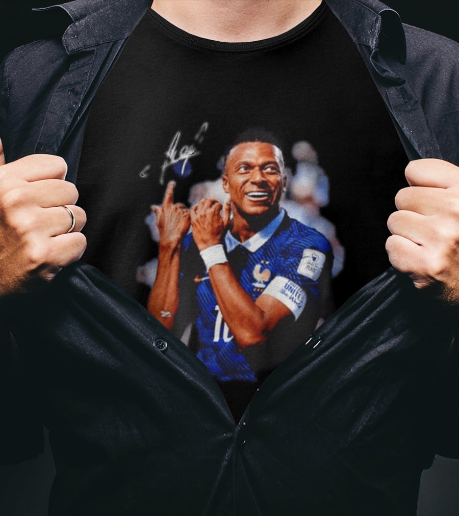 Kylian Mbappe France National Team Football World Cup Celebration T-Shirt