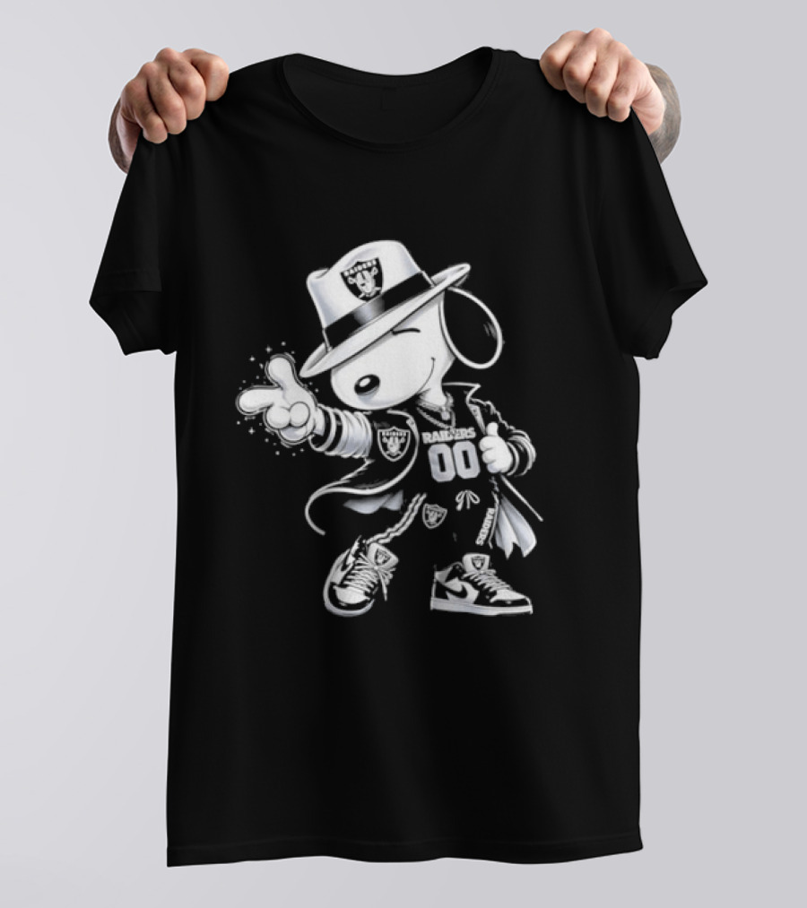 Snoopy X Las Vegas Raiders 00 Football Character With Team Symbol In White T-Shirt