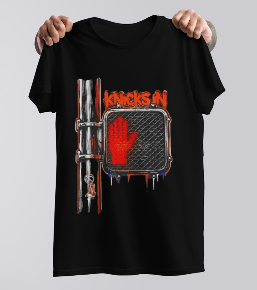 Knicks In 4 Hand Sign Traffic Light NBA T-Shirt