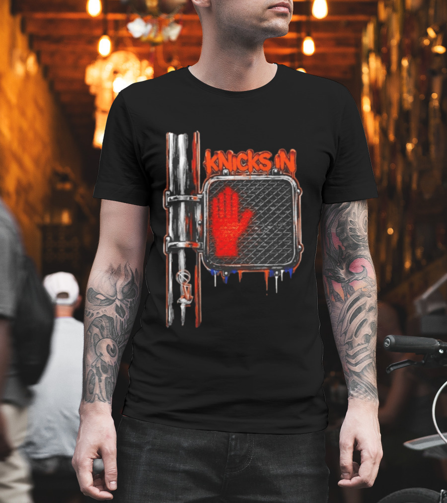 Knicks In 4 Hand Sign Traffic Light NBA T-Shirt
