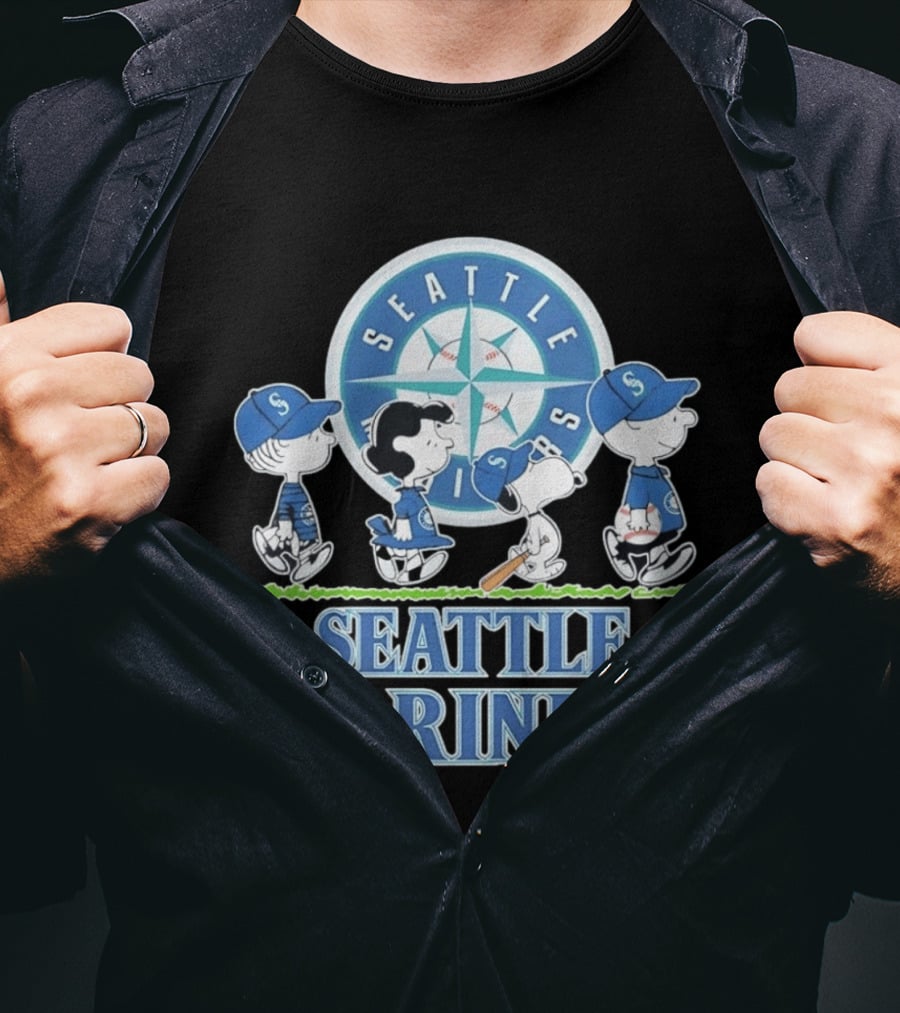 Peanuts Gang Snoopy Baseball Seattle Mariners Yankees Fans T-Shirt