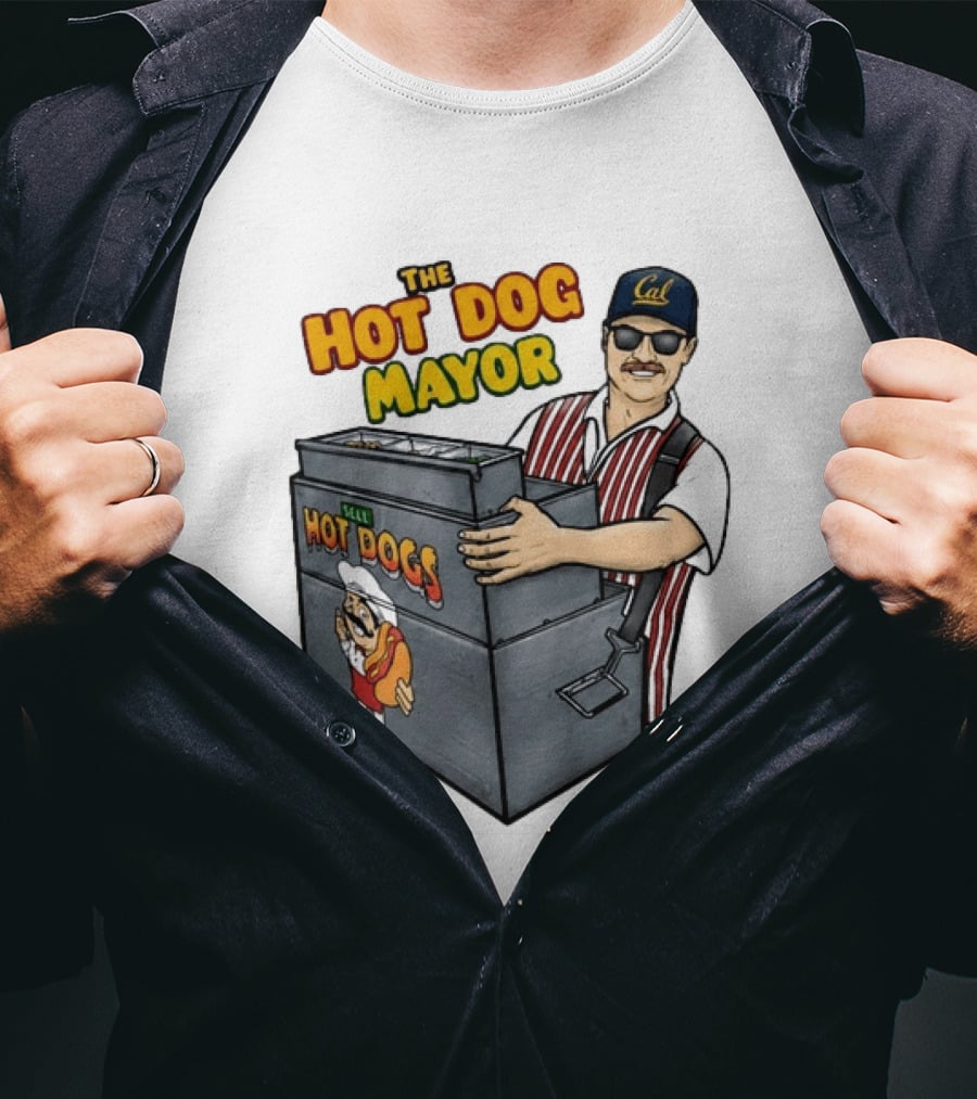 The Hot Dog Mayor Vendor With Cal Hat And Hot Dogs Cart T-Shirt