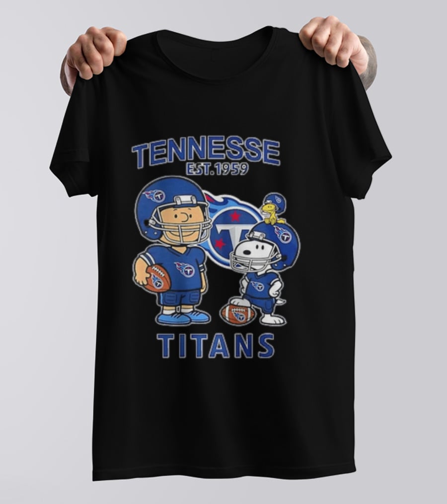 Tennessee Titans EST 1959 Charlie Brown And Snoopy Football T-Shirt