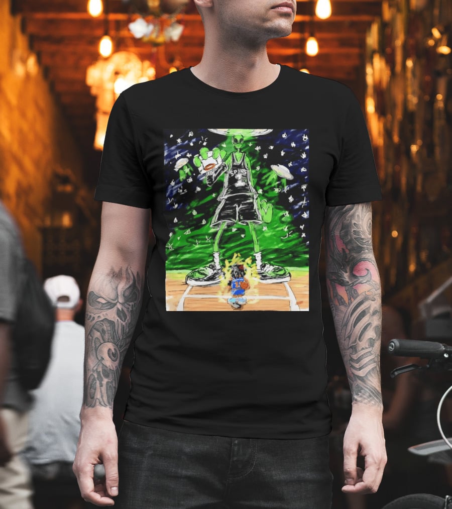 Victor Wembanyama Alien San Antonio Spurs Vs Jalen Brunson New York Knicks NBA Showdown T-Shirt