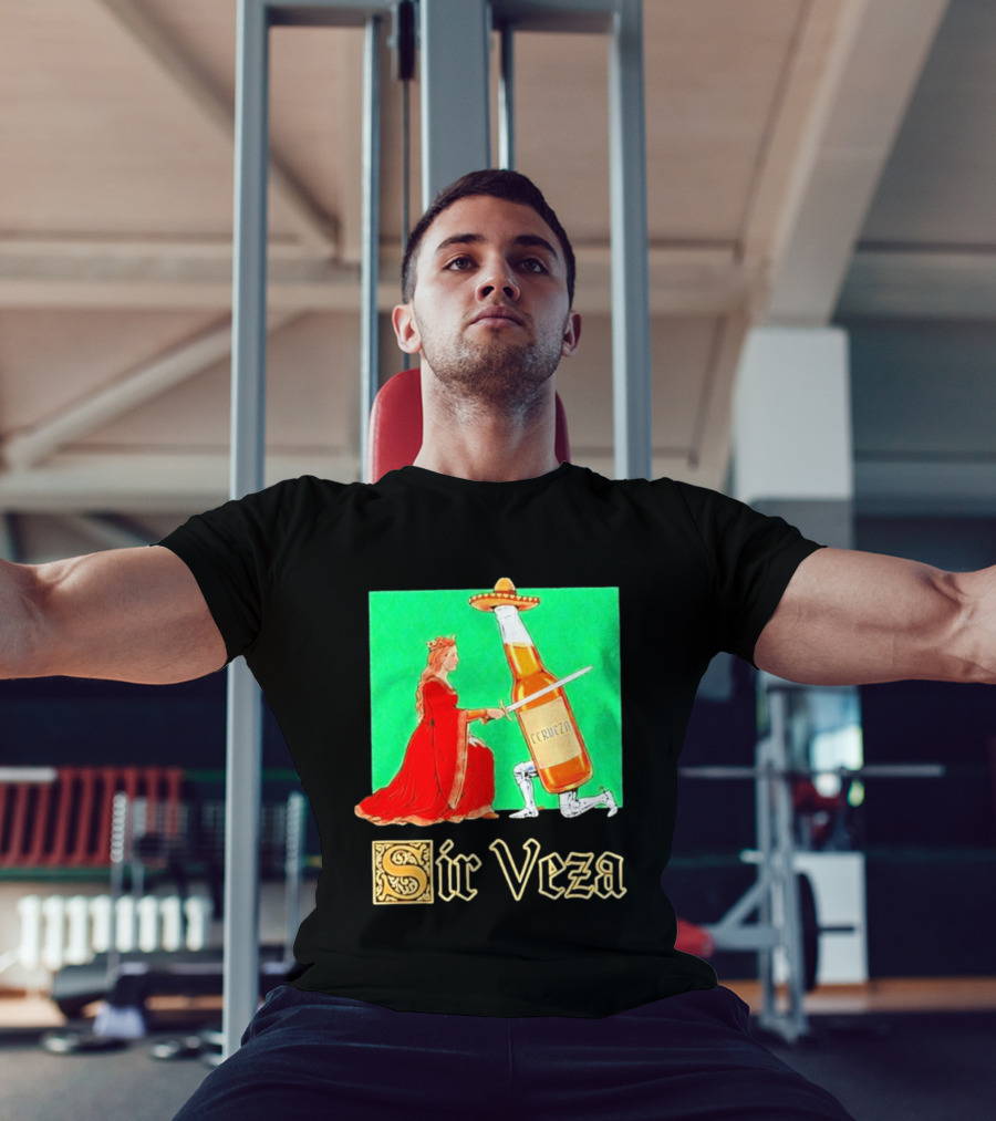Sir Veza Cerveza Beer Bottle Knighted By Queen Sombrero T-Shirt