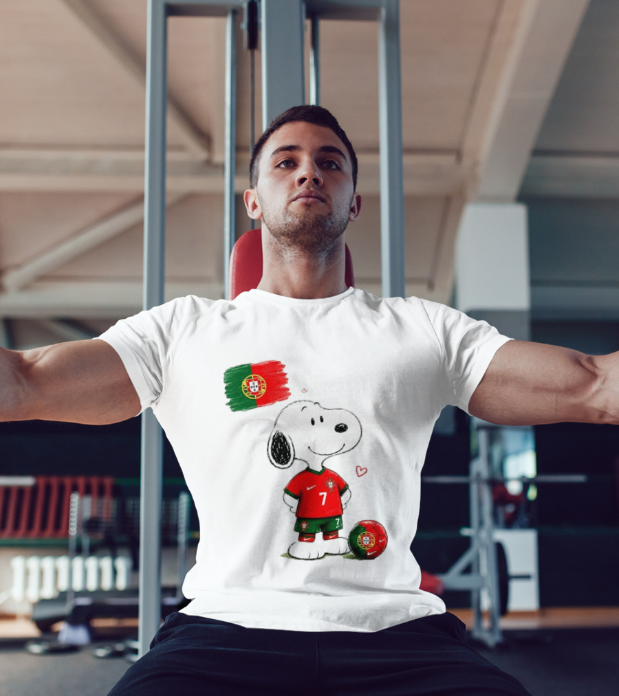 Cristiano Ronaldo Snoopy Portugal Football Number 7 Nike T-Shirt