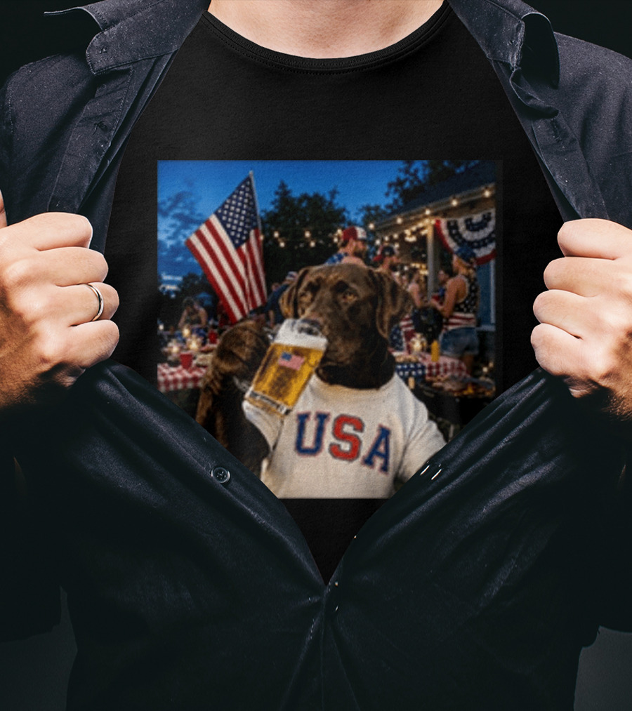 USA Chocolate Lab Drinking Beer American Flag 4th Of July Dog T-Shirt