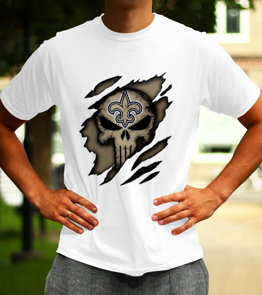New Orleans Saints Punisher Skull Ripped Effect Fleur De Lis T-Shirt