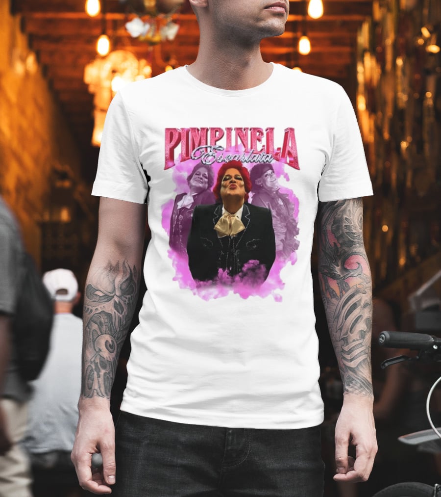 Pimpinela Escarlata Kissing Pose With Pink Smoke Backdrop T-Shirt