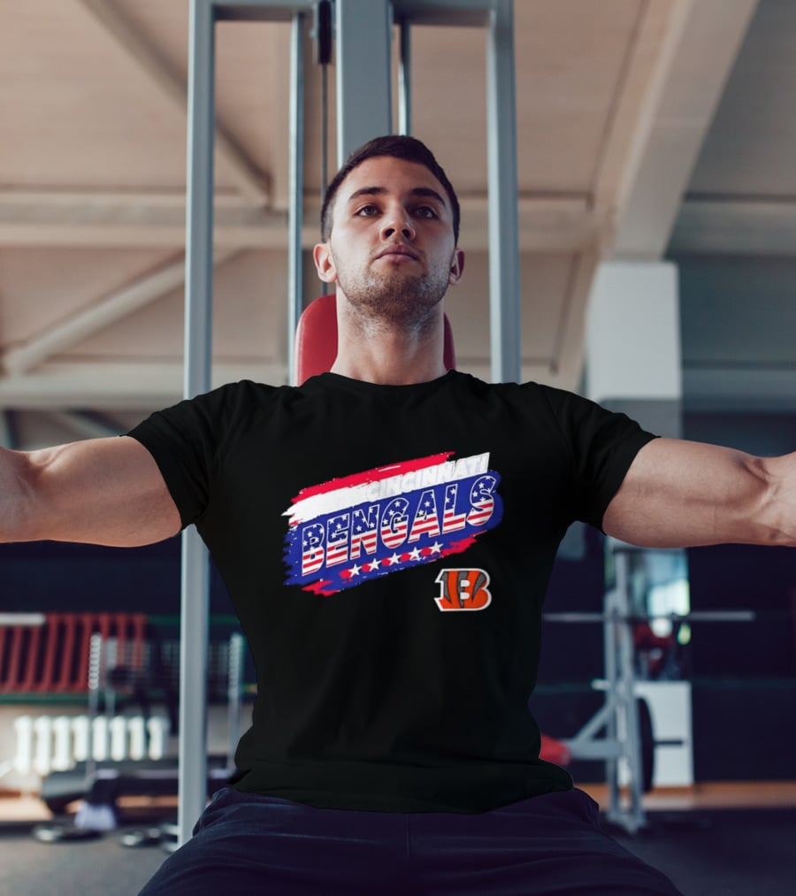 Cincinnati Bengals Stars And Stripes American Flag NFL Team Fan Gear T-Shirt