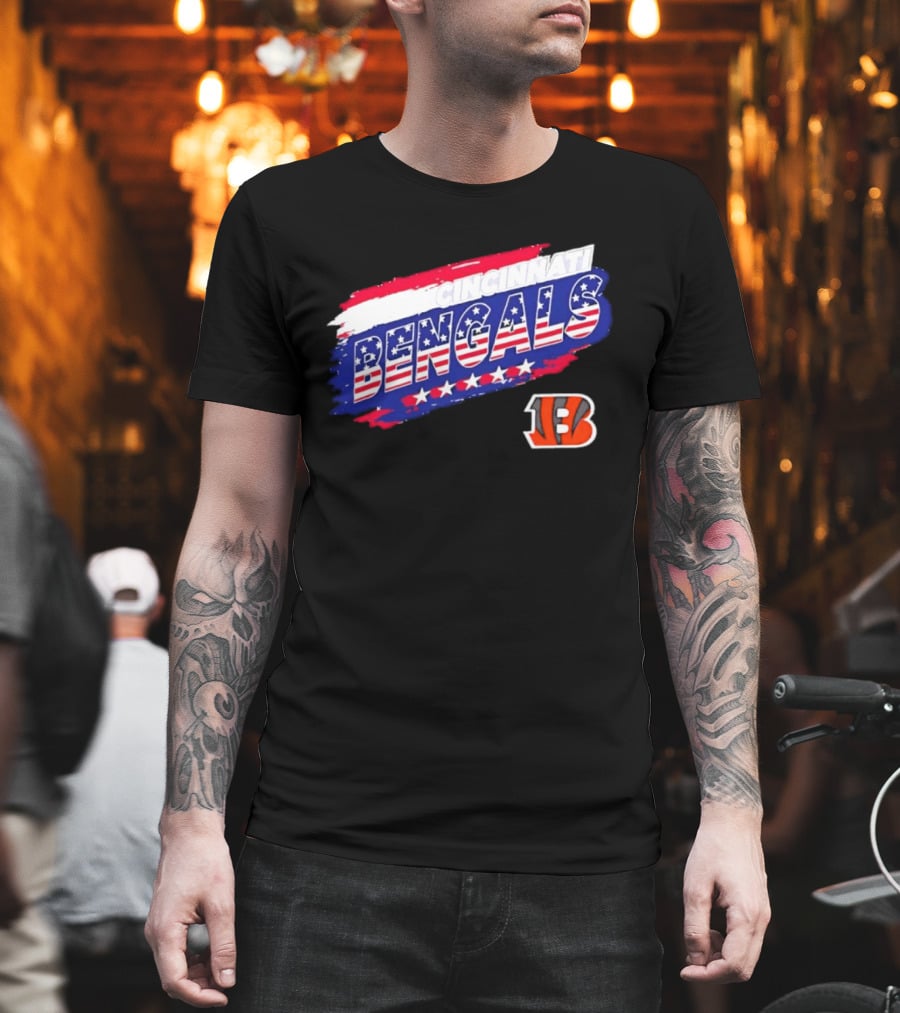 Cincinnati Bengals Stars And Stripes American Flag NFL Team Fan Gear T-Shirt