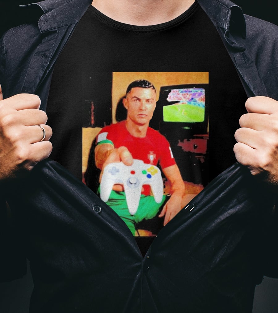 Cristiano Ronaldo Portugal National Team Soccer Gaming Controller Retro Gamer T-Shirt