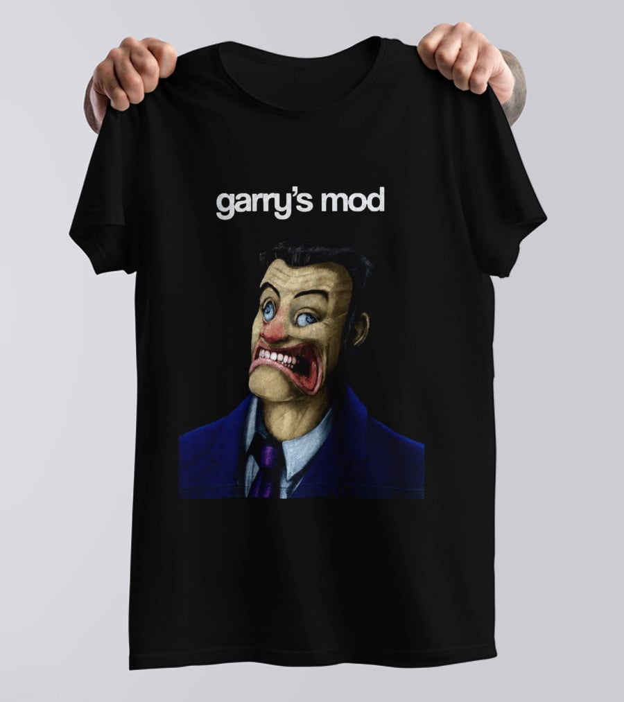 Garry's Mod Distorted Face Posing T-Shirt