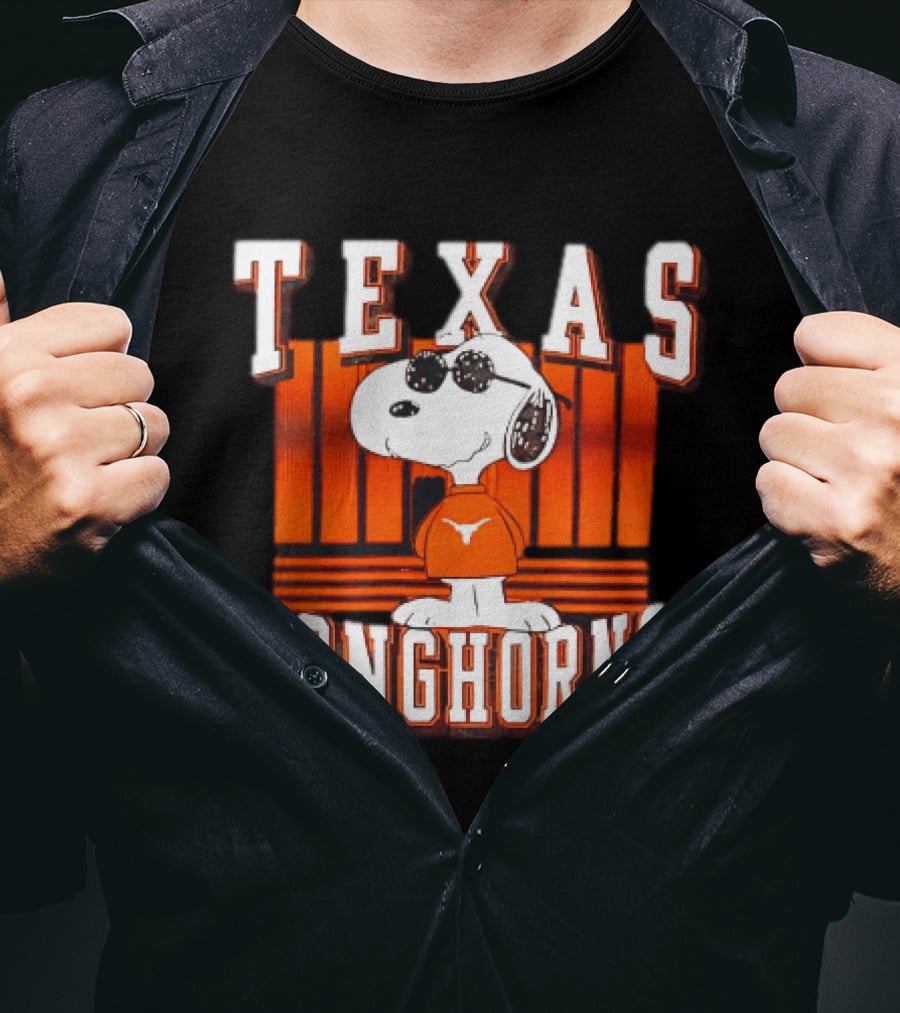 Texas Longhorns Snoopy Sunglasses Peanuts T-Shirt