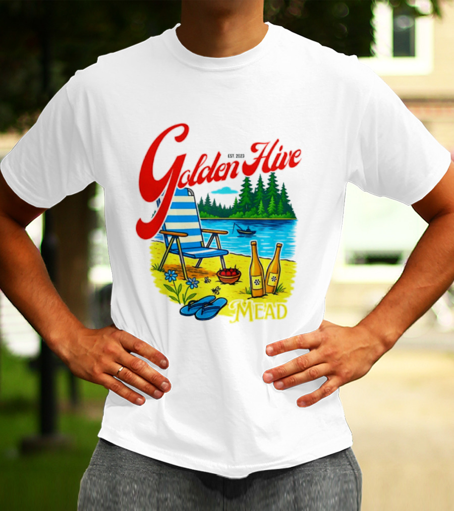 Golden Hive Mead Est 2023 Lakefront Bliss Vintage Escape T-Shirt