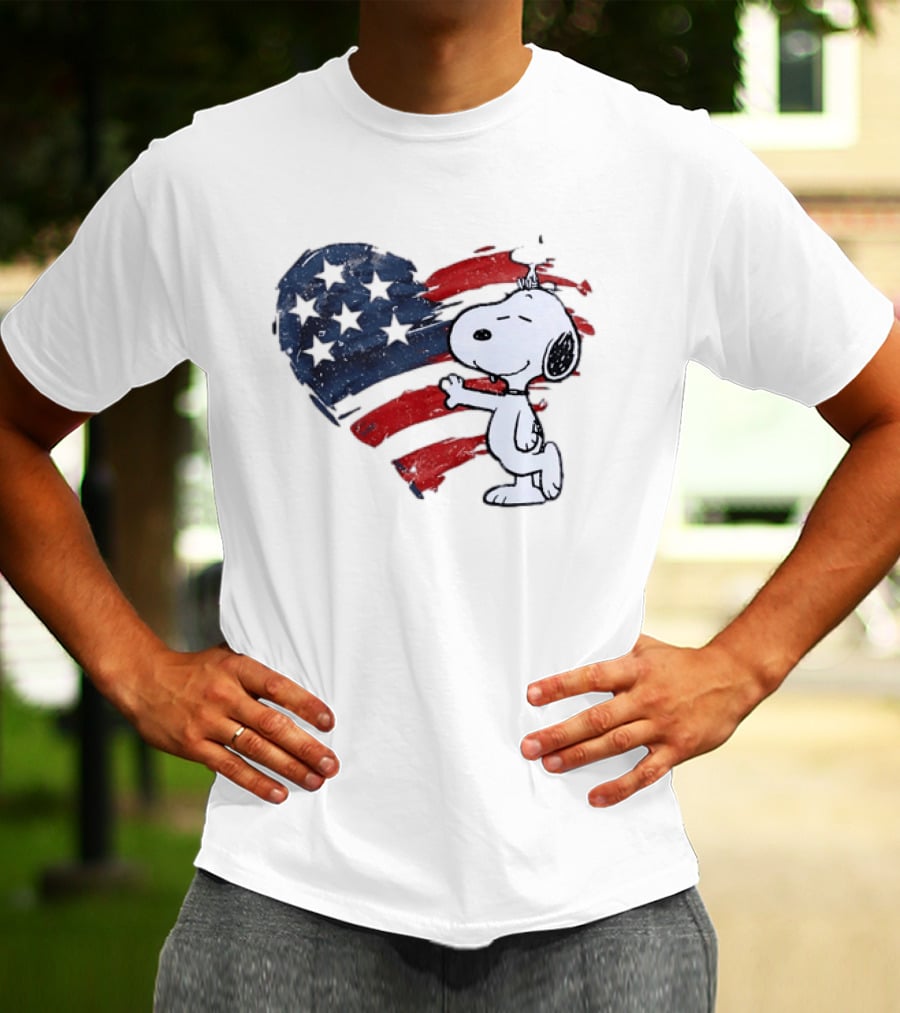 Snoopy Woodstock American Flag Heart Hug T-Shirt
