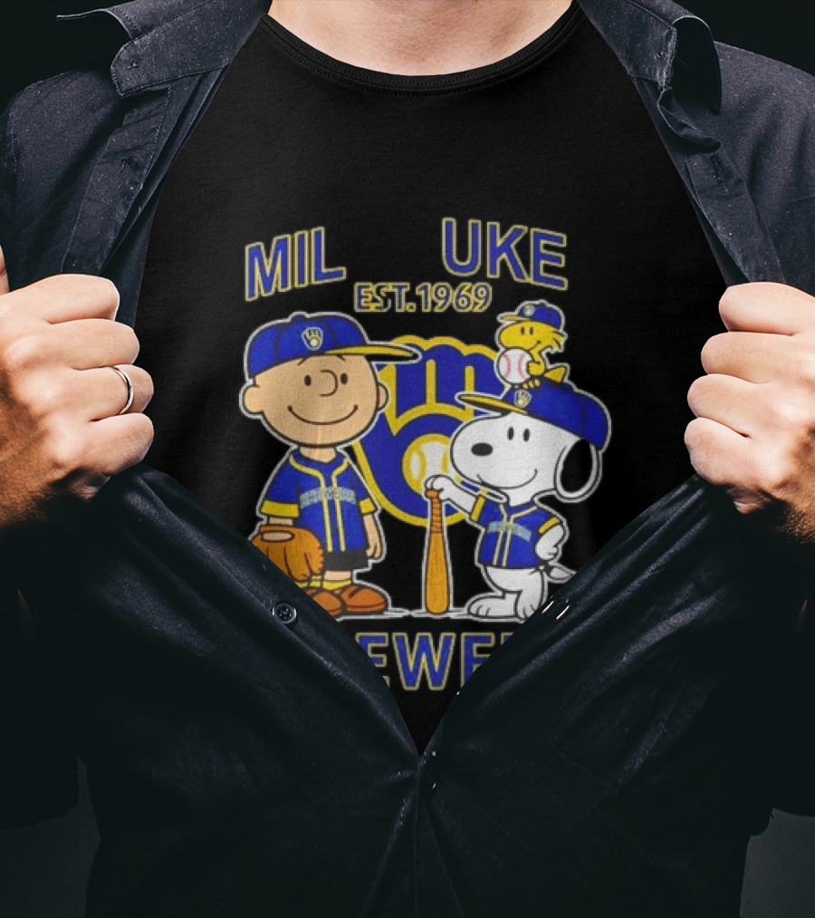 Charlie Brown Snoopy Brewers Milwaukee Est 1969 Baseball T-Shirt