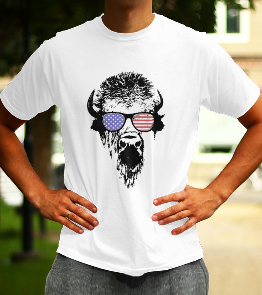 Patriotic Buffalo With USA Flag Red White Blue Sunglasses T-Shirt