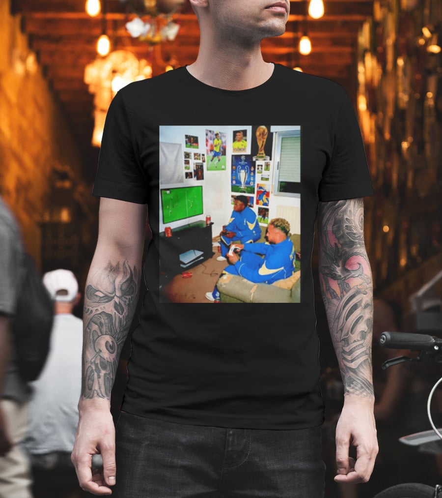 Brazil National Team Neymar Vinícius Júnior Playing Video Games Football S T-Shirt