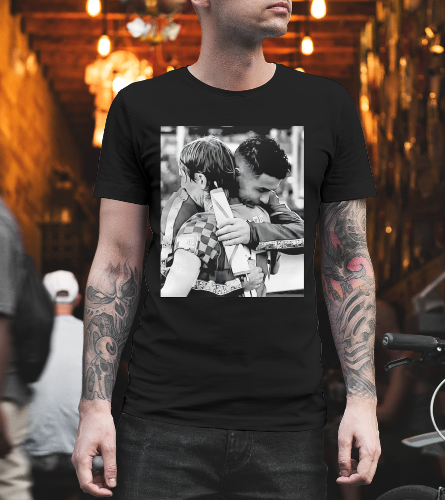 Football Unites The World Luka Modrić Cristiano Ronaldo Hug Memorial T-Shirt