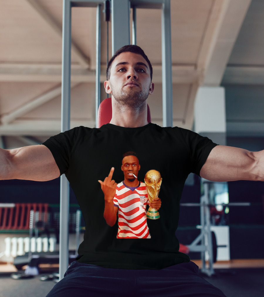 Folarin Balogun USA National Team Smoking Middle Finger World Cup Trophy T-Shirt