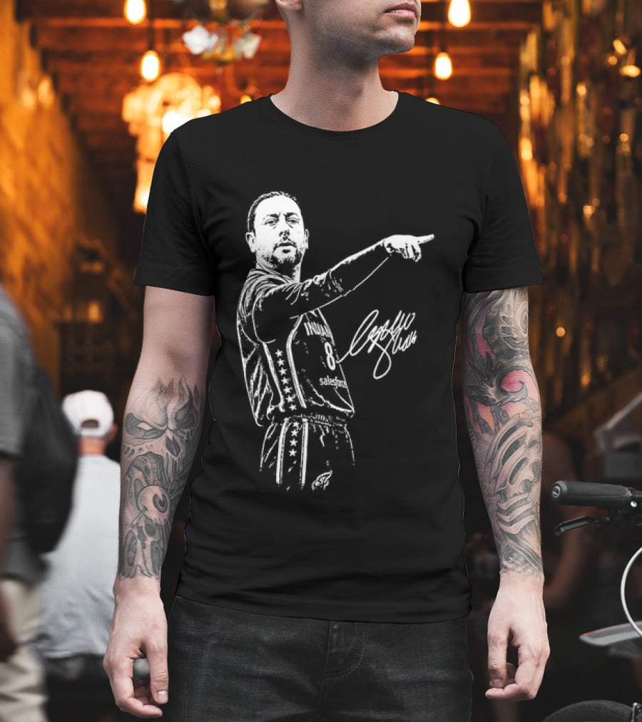 Sophie Cunningham Pointing Roberto De Zerbi T-Shirt