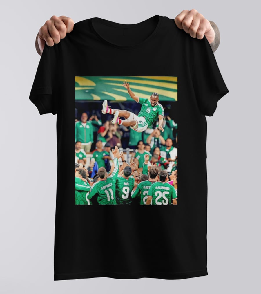 Mexican Football Celebration Julián Quiñones S. Giménez Raúl A. Alvarado Team Spirit T-Shirt