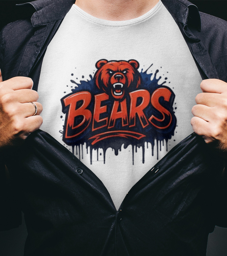 Chicago Bears Graffiti Style Vintage Bold Text Bear Head T-Shirt