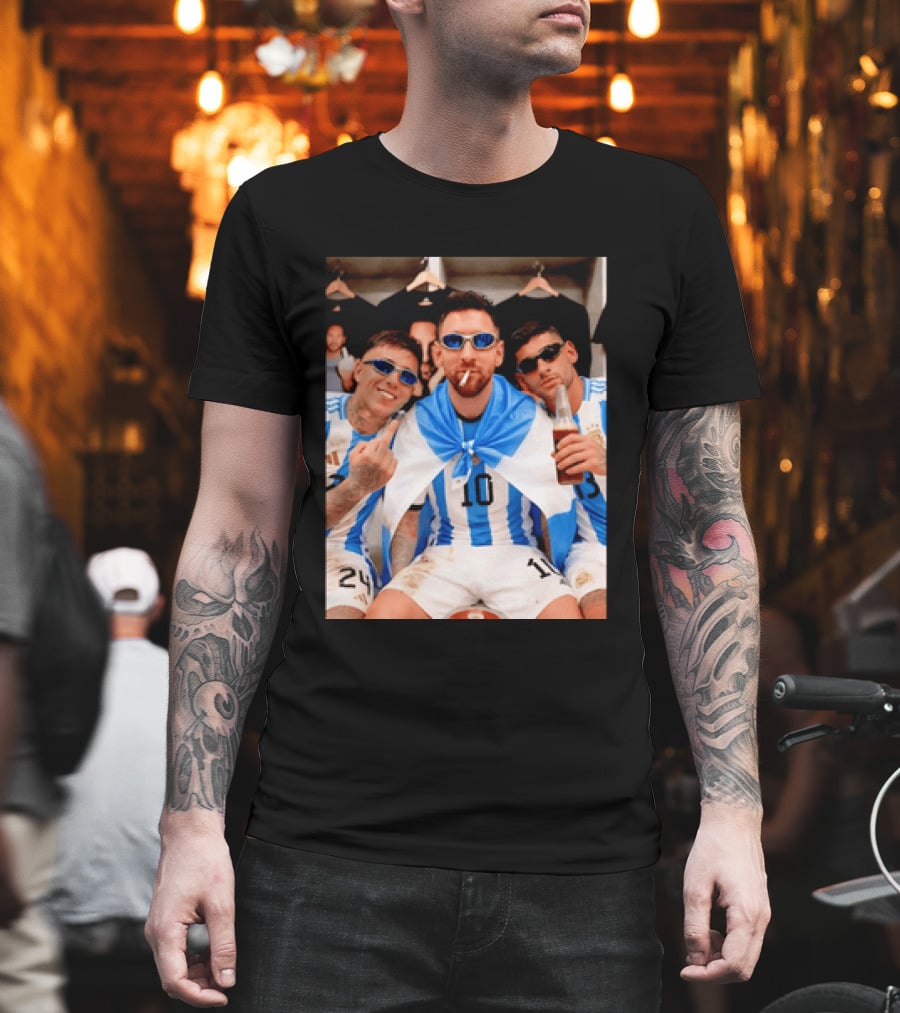 Argentina National Team Lionel Messi Enzo Fernandez Cristian Romero Celebration T-Shirt