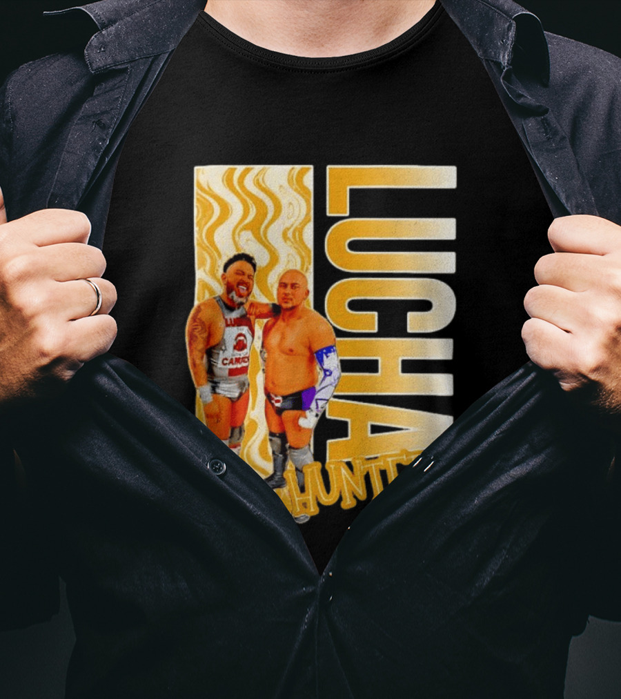 Lucha Hunterz Wrestlers Duo With Llamas And Gold Accents T-Shirt