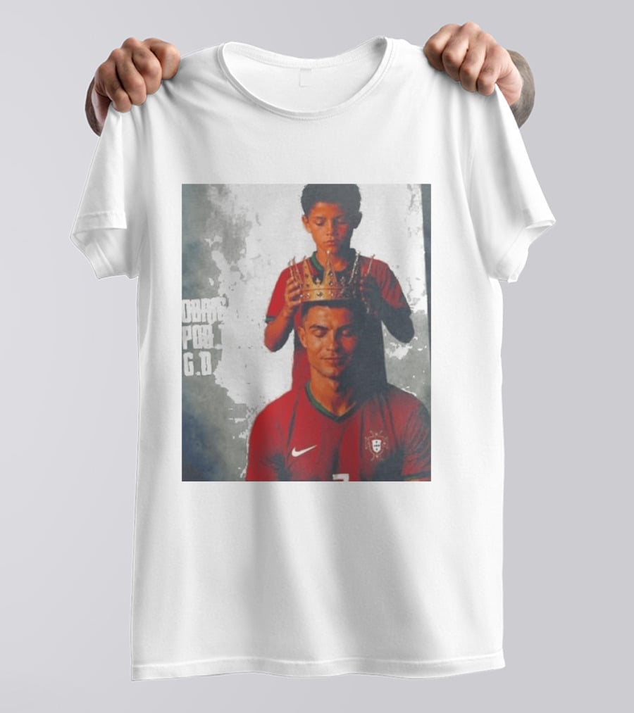 Cristiano Ronaldo Portugal Obrigado Por Tudo GOAT Crowned King Soccer Legend T-Shirt