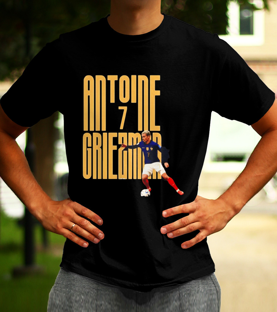 Antoine Griezmann 7 France Football Dribbling T-Shirt